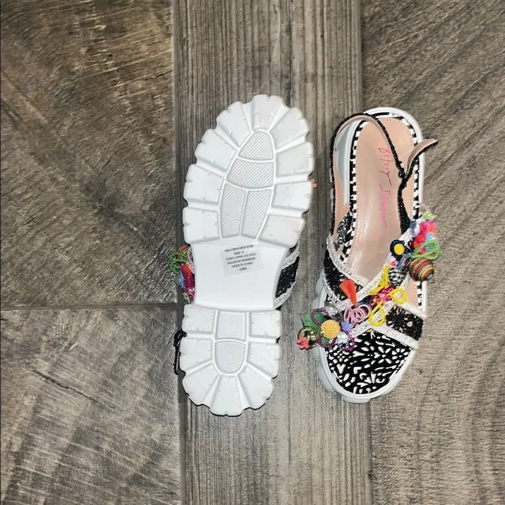 Betsey Johnson Black and White Sandals with Pom-Poms - Picture 3 of 3